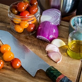 bruschetta pizza ingredient